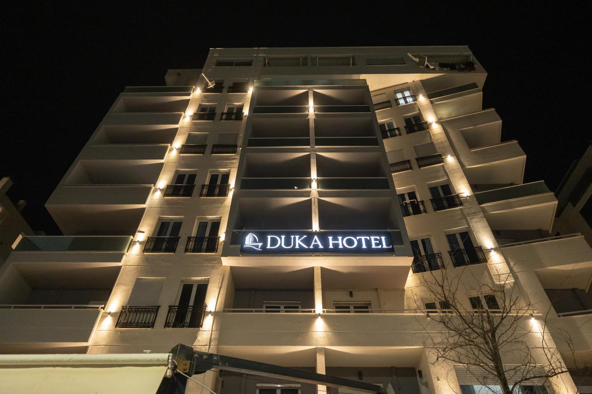 Duka Hotel Vlorë Екстериор снимка