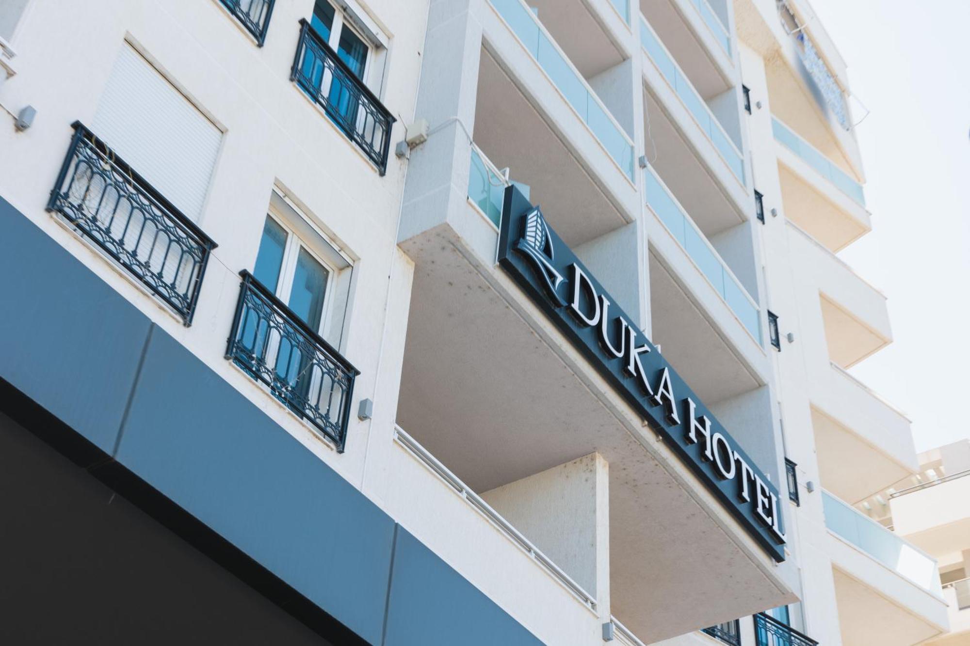 Duka Hotel Vlorë Екстериор снимка