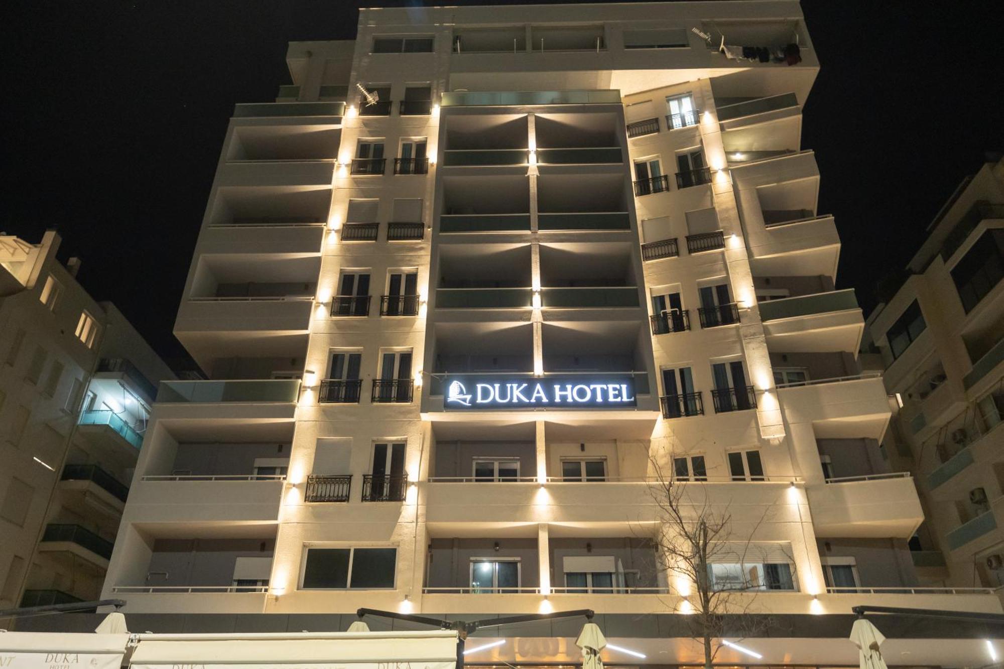 Duka Hotel Vlorë Екстериор снимка