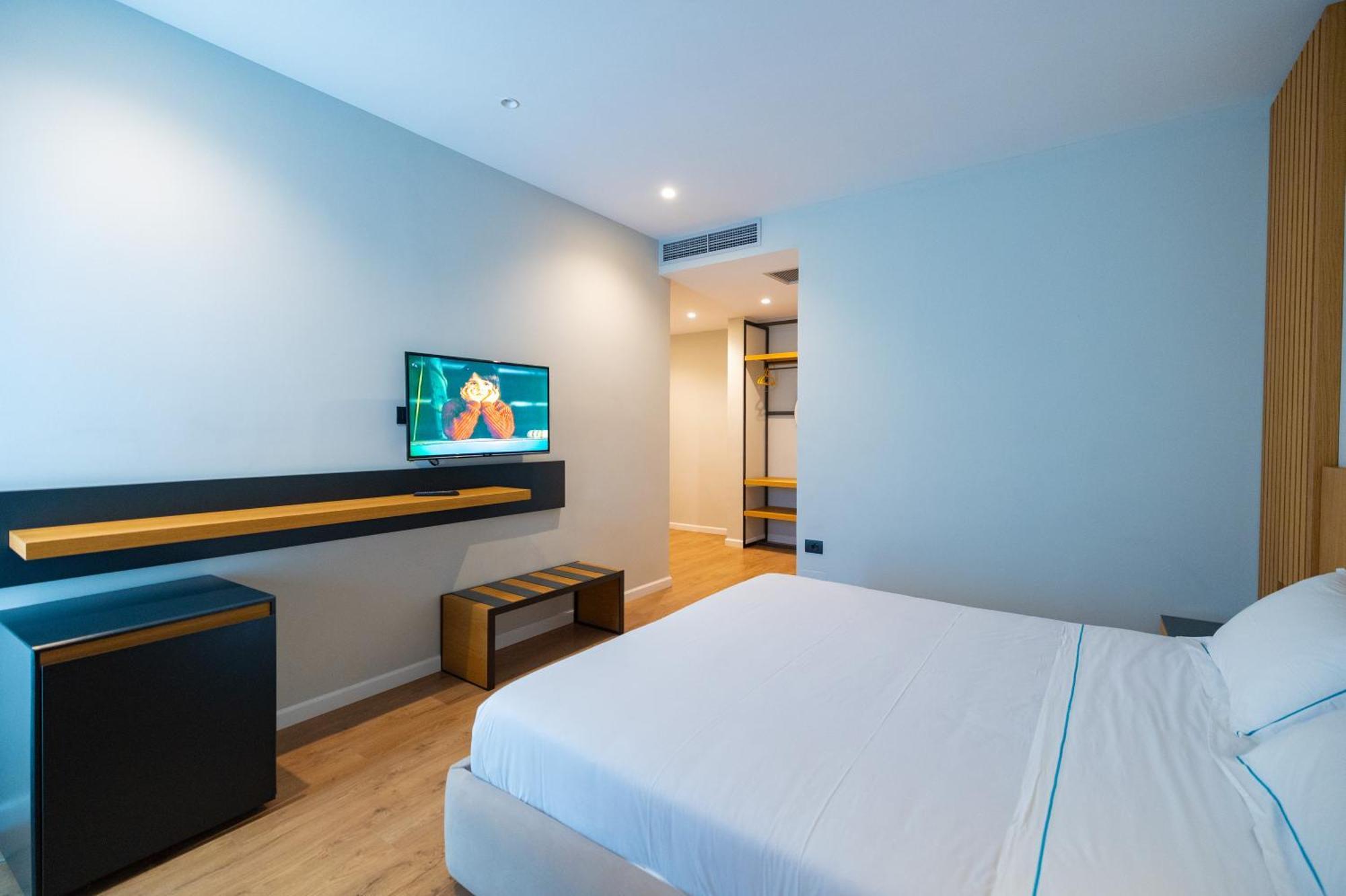 Duka Hotel Vlorë Екстериор снимка