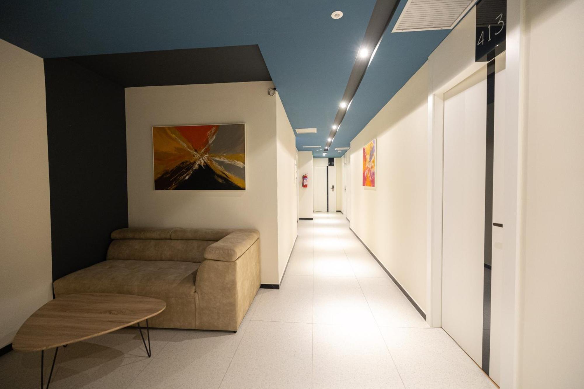 Duka Hotel Vlorë Екстериор снимка